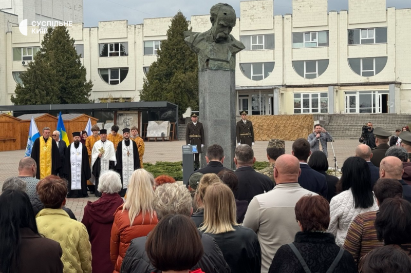Четверта річниця визволення Бородянки: у селищі вшанували пам'ять жертв російської окупації
