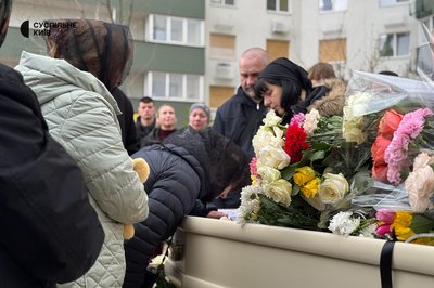 Загинув під час обстрілу: у Києві попрощалися з 11-річним Максимом Веремчуком