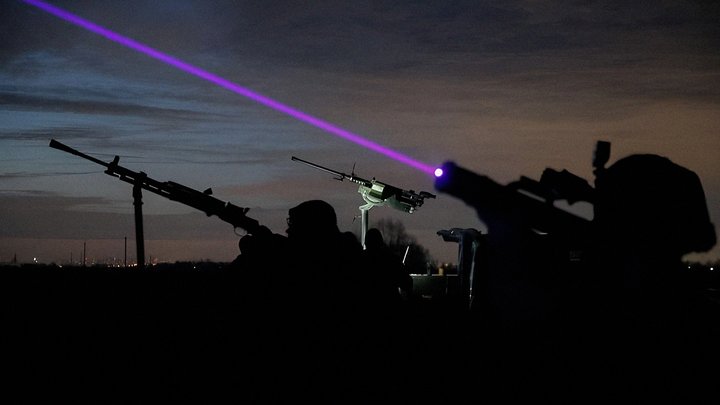 "Стрес від звуку цього вибитого скла": у селі Крюківщина внаслідок атаки РФ пошкоджена багатоповерхівка