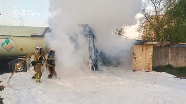 
 Київщина під ударом: троє постраждалих через нічну атаку РФ
 