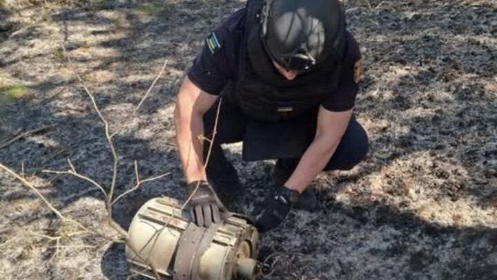 На Київщині жителі знайшли бойову частину БпЛА "Герань-2"