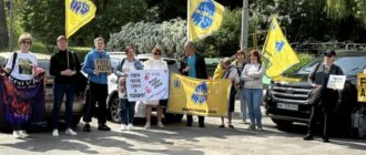 "3-4 місяці перетворилися на 4 роки тортур": у Києві триває акція на підтримку полонених Маріупольського гарнізону