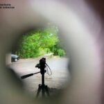 У Києві чоловік випадково вистрілив із рушниці та тяжко поранив жінку біля паркінгу