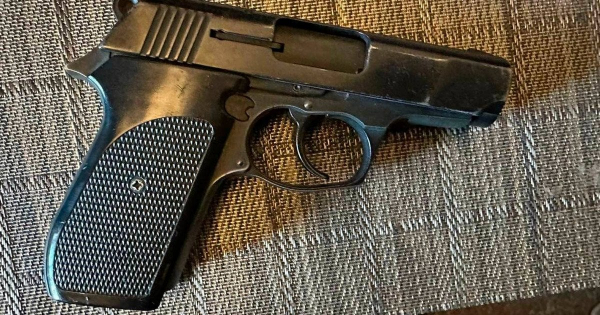 
 У&nbsp;Києві жінка розстріляла чоловіка через зауваження про галас під вікнами: фото
 