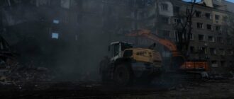 Кількість постраждалих у Києві після масованої атаки РФ зросла до 91: під завалами шукають людину