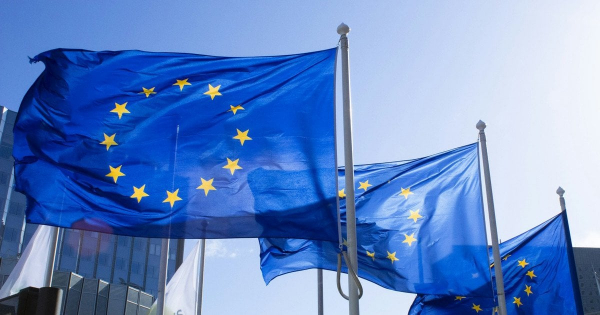 
 У&nbsp;ЄС&nbsp;жорстко відповіли на&nbsp;погрози Кремля і&nbsp;зробили заяву про евакуацію з&nbsp;Києва
 