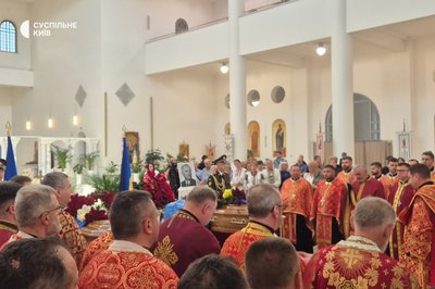 У Києві відспівали лідера ОУН Андрія Мельника та його дружину