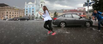 Четвертий день поспіль: у Київ та область знову накрила негода