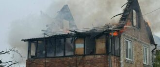 На Київщині через атаку дронів РФ загорівся приватний будинок