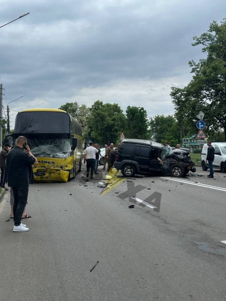 
 На&nbsp;Київщині сталася смертельна ДТП: водій легкового авто в&rsquo;їхав в&nbsp;рейсовий автобус
 