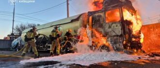 Внаслідок нічних ударів РФ по Київщині поранені троє людей