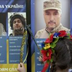 "Вони шанували і одягали вишиванки": у Києві вперше відбулася акція "Вишита стрічка пам'яті"