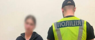 У Києві дівчина вдарила пляшкою військового через зауваження