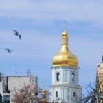 "Як тебе не любити, Києве мій": команди посольств привітали столицю України з Днем народження