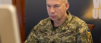 Мінімальна зарплата від 30 тисяч і короткі контракти: Сирський розповів про зміни у службі в ЗСУ