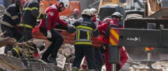 У Дарницькому районі Києва завершили розбір завалів дев'ятиповерхівки: кількість загиблих через удар РФ зросла до 24