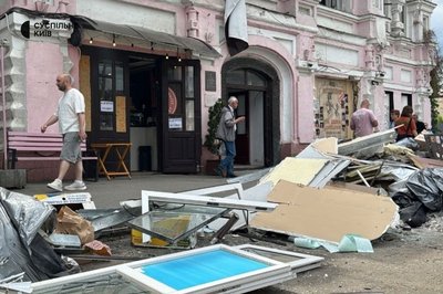 Продовжили роботу після обстрілів: в якому стані бізнес в Шевченківському та Подільському районах Києва