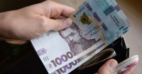 Скільки насправді заробляють у Києві: економіст назвав реальну зарплату