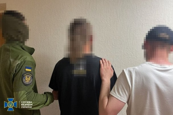 Вибух у терміналі "Нової пошти" у Києві: затримано чоловіка, який відправив смертельну посилку (фото)