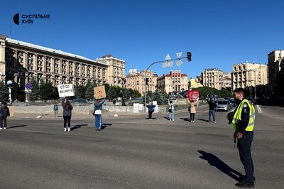 У Києві хвилиною мовчання вшанували пам'ять парамедикині "Госпітальєрів" Ірини Цибух