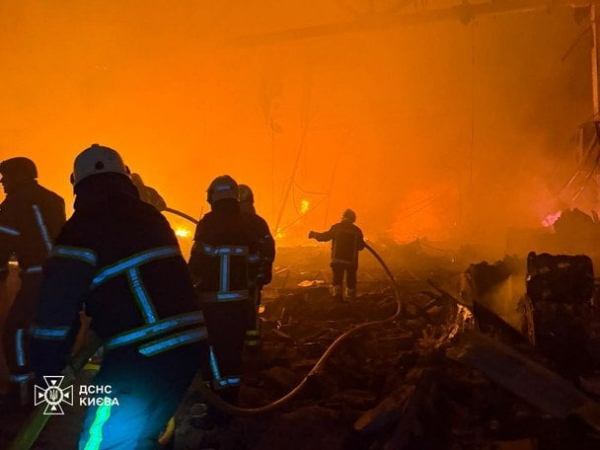Росія вдарила балістикою по Києву: є загиблі — усі деталі про трагічні наслідки атаки (фото, відео)