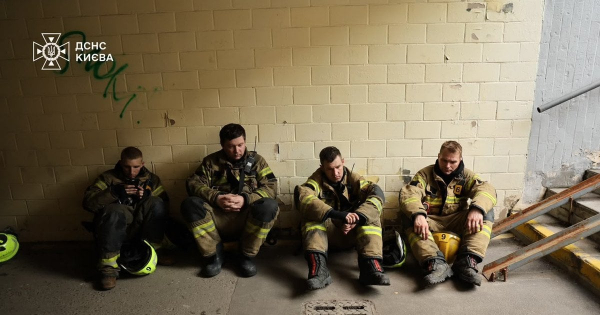 Російська атака на Київ: біля кінотеатру «Київська Русь» значні руйнування