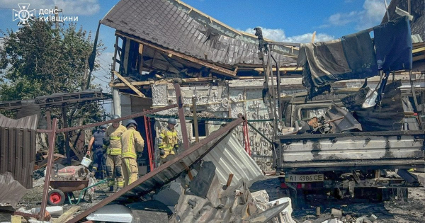 "Мамо, не бійся! Я з тобою": жінка розповіла про реакцію 3-річного сина під час атаки на Вишневе