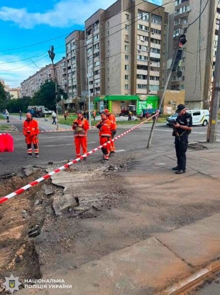 Росія втретє за тиждень атакувала Київ: гриміли вибухи, спалахнули пожежі, є поранені — усі деталі (фото)