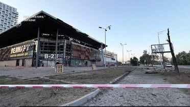 Тіла загиблих на вулиці, вирви і пожежі: все, що відомо про масований удар по Києву