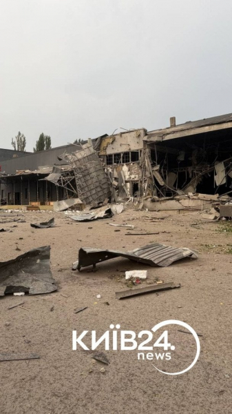РФ вдарила по Києву балістикою і дронами: є загиблий і десятки поранених, сильні руйнування - усе про атаку, фото (оновлено)