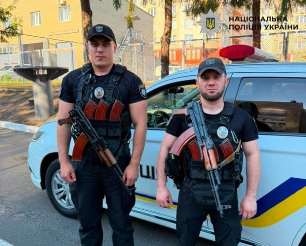 Порятунок під вогнем: спецпризначенці витягли чоловіка з-під завалів під час атаки на Київ