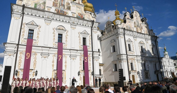 Ілля Муровець чи Муромець: у Лаврі розкрили правду про мощі легендарного воїна