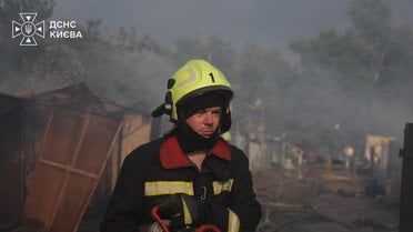 Ракетний удар по Києву та Київщині: загинули 3-річний хлопчик і ще 3 людей — все, що відомо про атаку (фото)