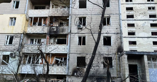 У Києві нове влучання у багатоповерхівку: є сильні руйнування, загинула жінка (оновлено)