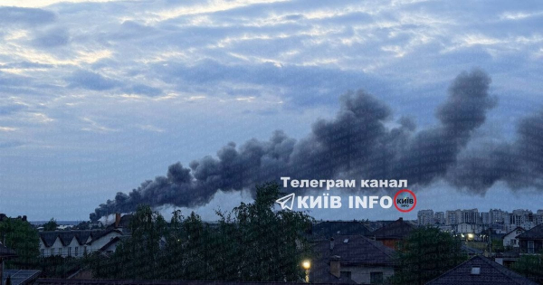 На Київщині спалахнули склади з продуктами після атаки дронів