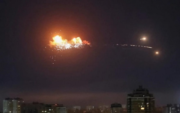 Росіяни вдарили по Києву балістичними ракетами