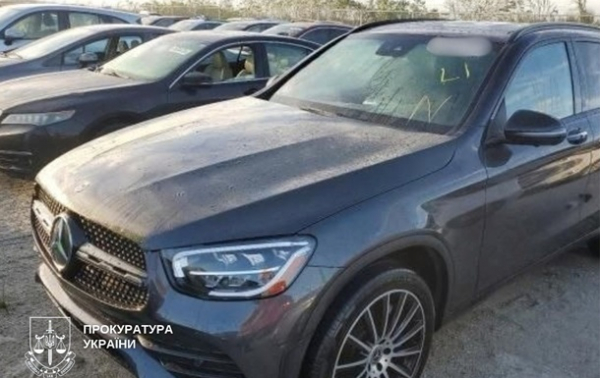 Киянин привласнив 556 тисяч за "продаж" Mercedes