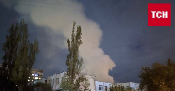 У Києві через падіння безпілотника загорівся дитячий садок: що відомо