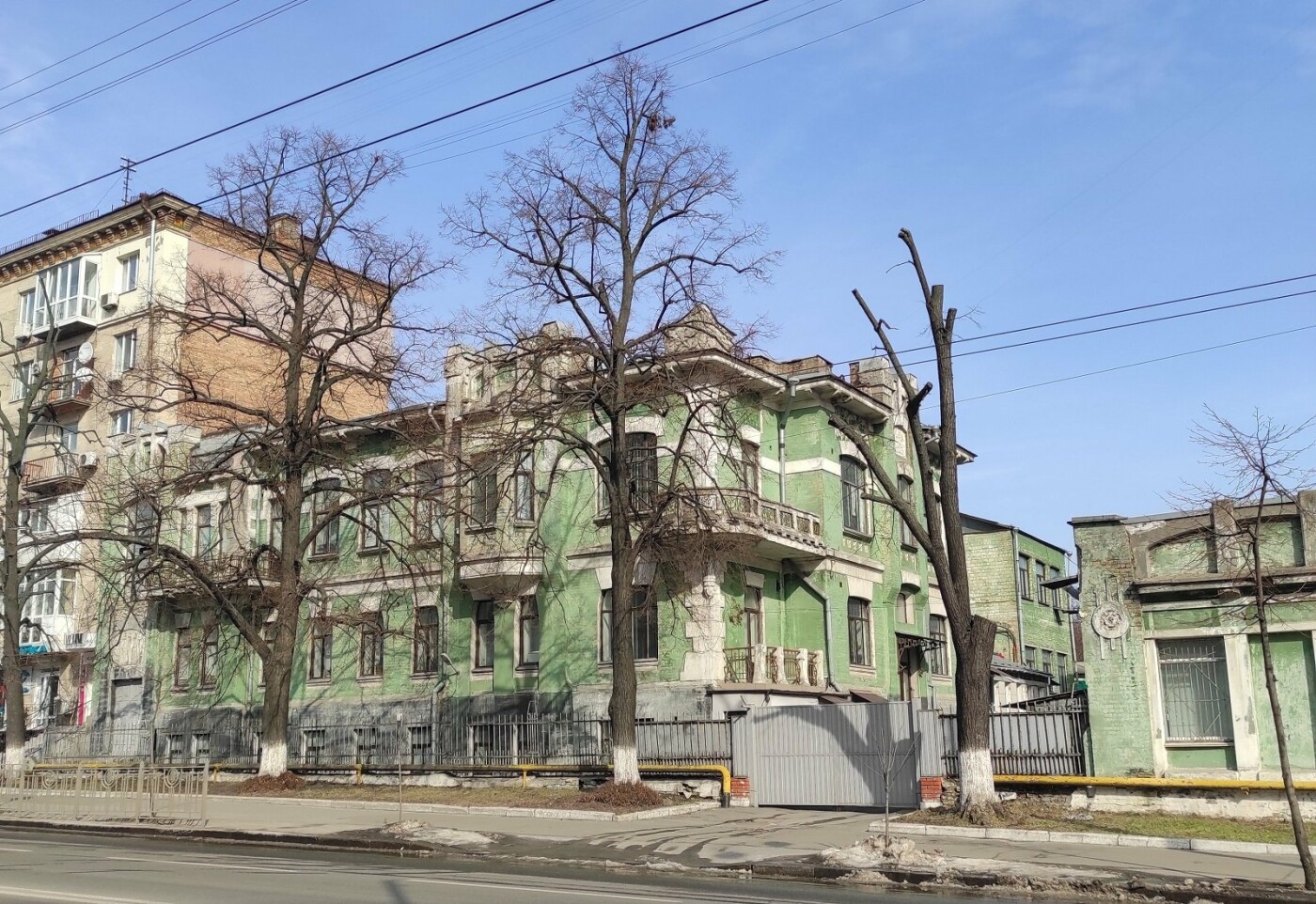 Дом с Ирисами в Киеве: где находится, почему так называется и в каком он состоянии, - ФОТО