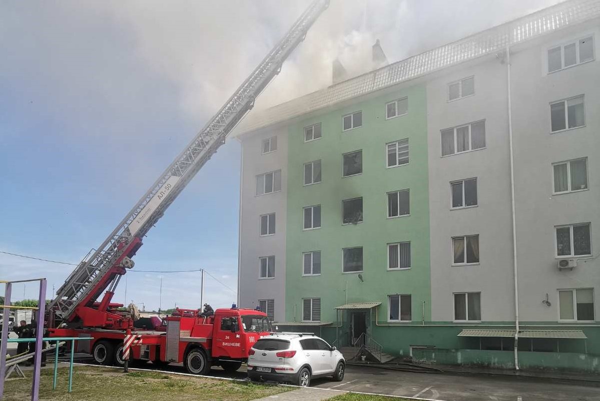 В Киевской области произошел взрыв в новой пятиэтажке. Есть пострадавшие, - ФОТО