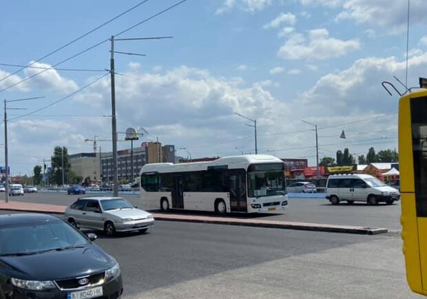 В Киеве запустили люксембургские автобусы с гибридными двигателями. Фото: Facebook Anton Hagen